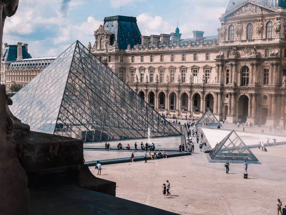 Togferie Louvre Paris