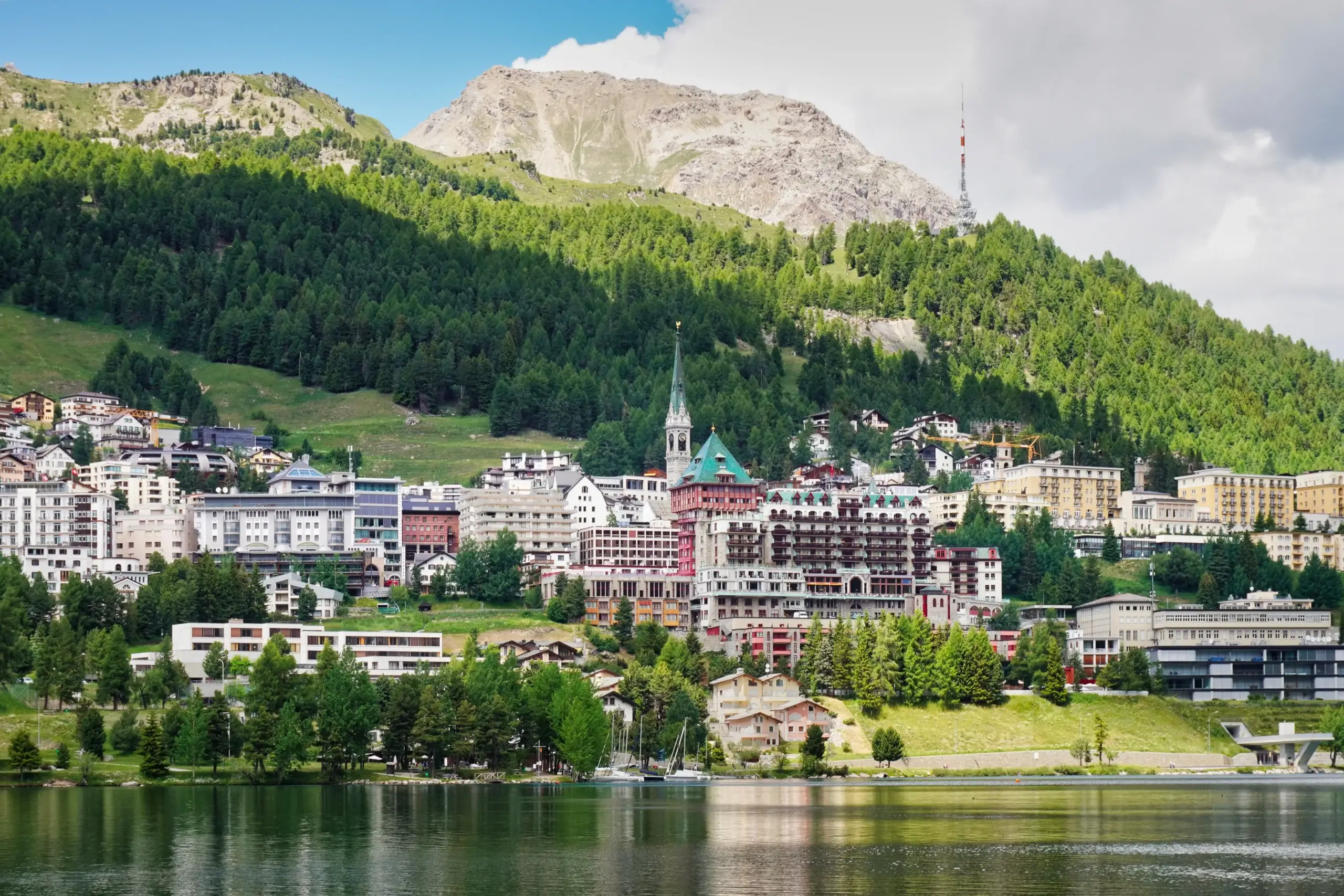 Bo centralt faschionable i St. Moritz