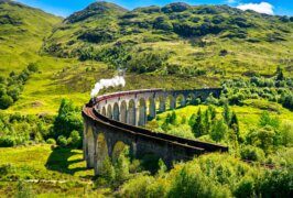 Glenfinnan Viadukt Togrejse Skotland med Togrejser Europa