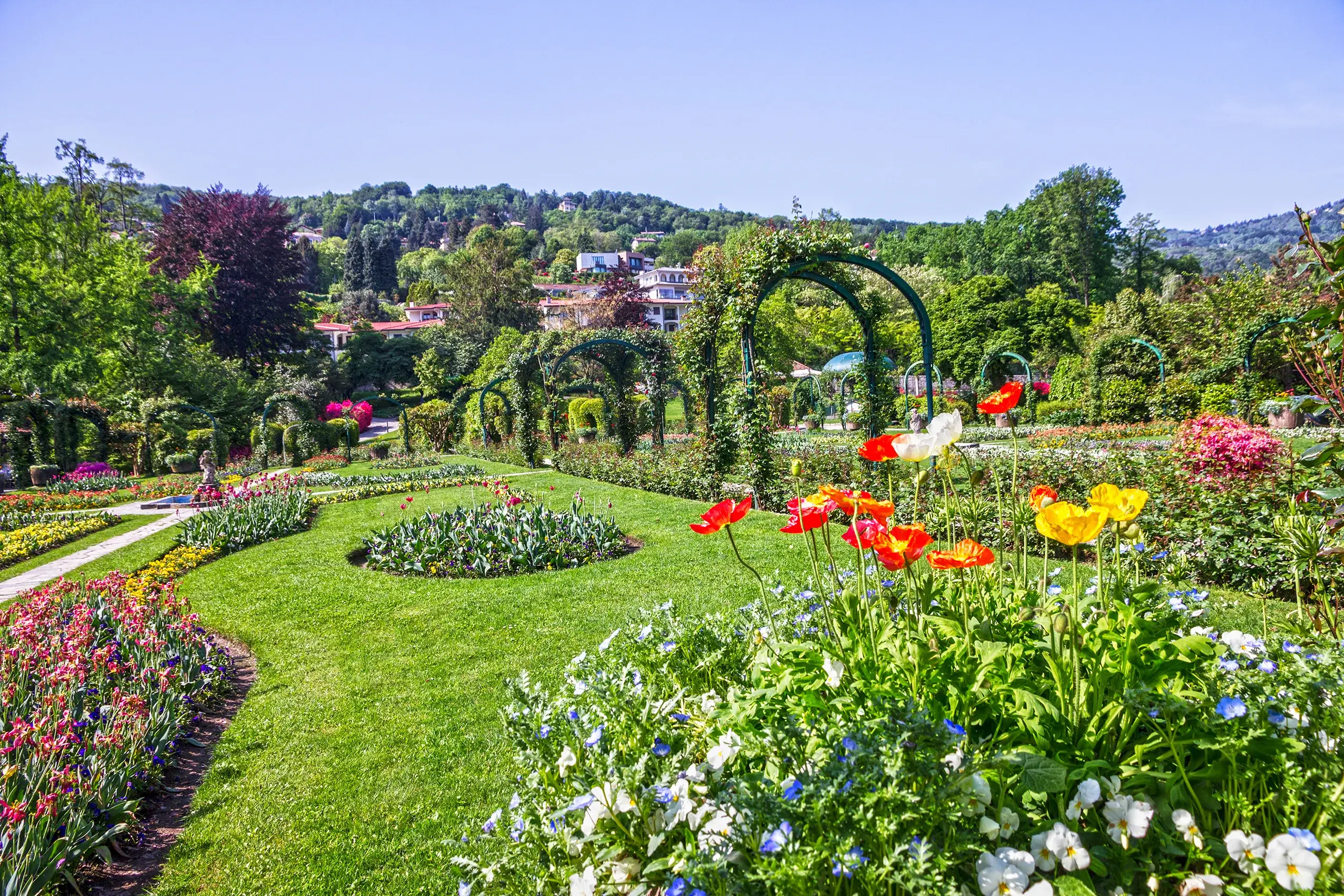 Stresa: Villa Pallavicino med de flotte haver og en lille dyrepark