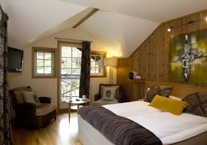 23f3c4c778365c451b2daebe67e5ee47c35783d5 (1)