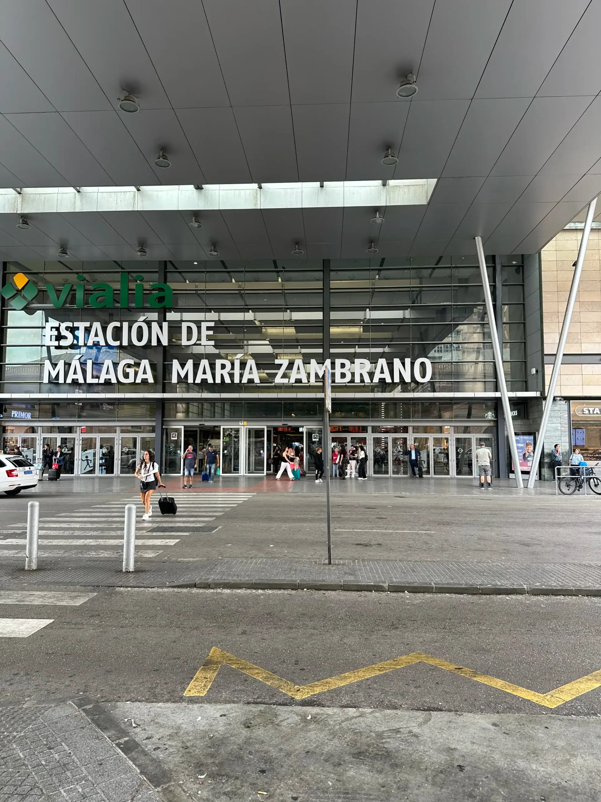 Ankomst til María Zambrano Station i Málaga.