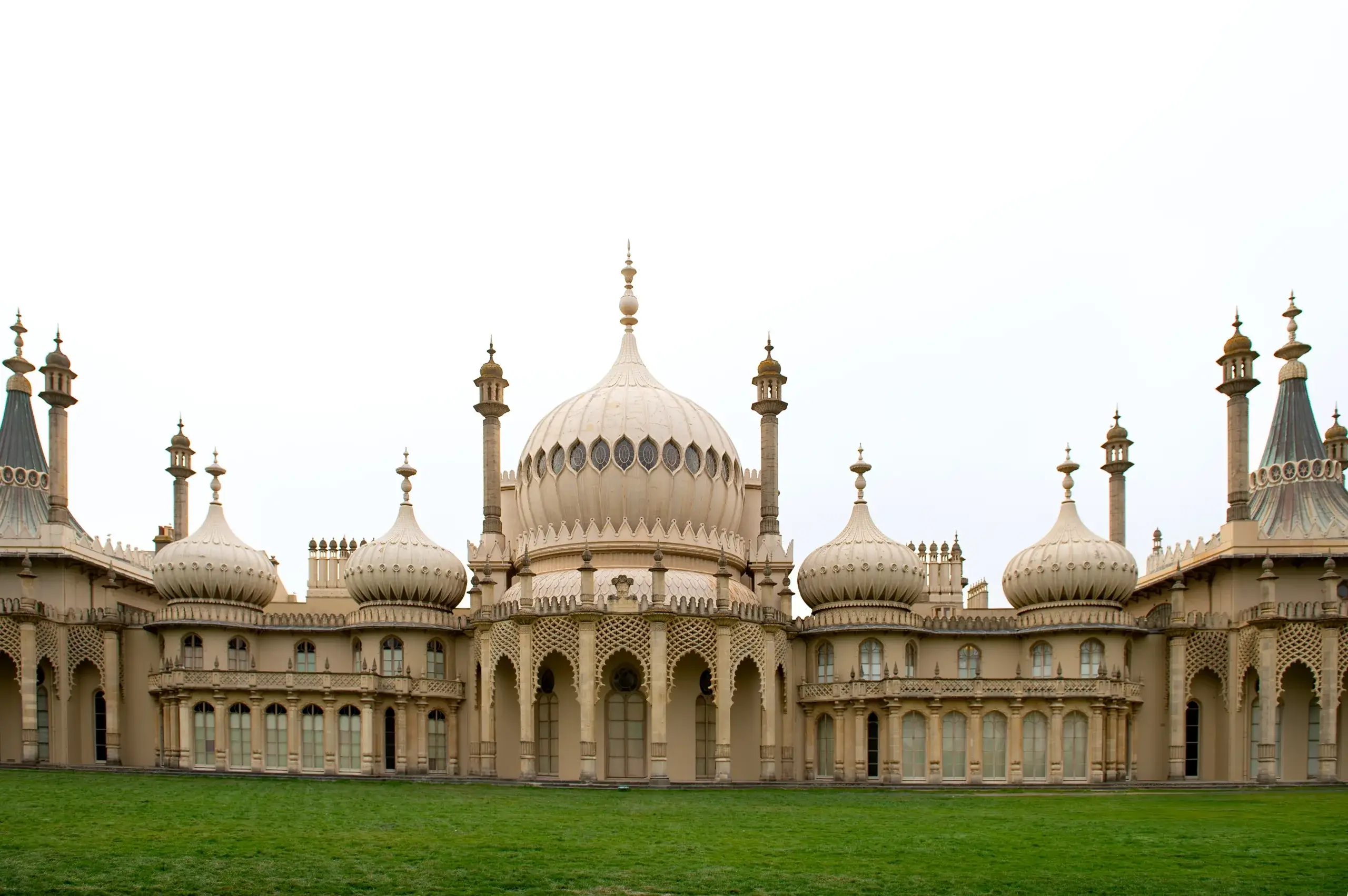 Royal Pavilion i Brighton med kupler i indisk stil
