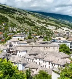 Stenbyen Gjirokastër set fra luften, Albanien