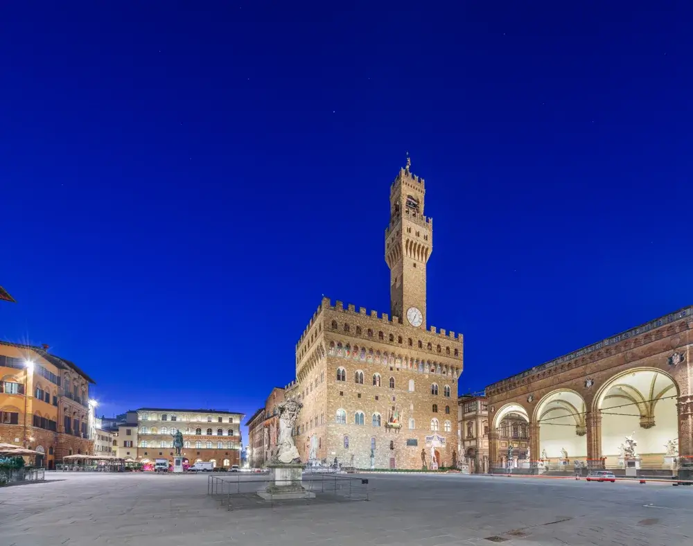 Palazzo Vecchio og Piazza della Signoria i Firenze i den blå time