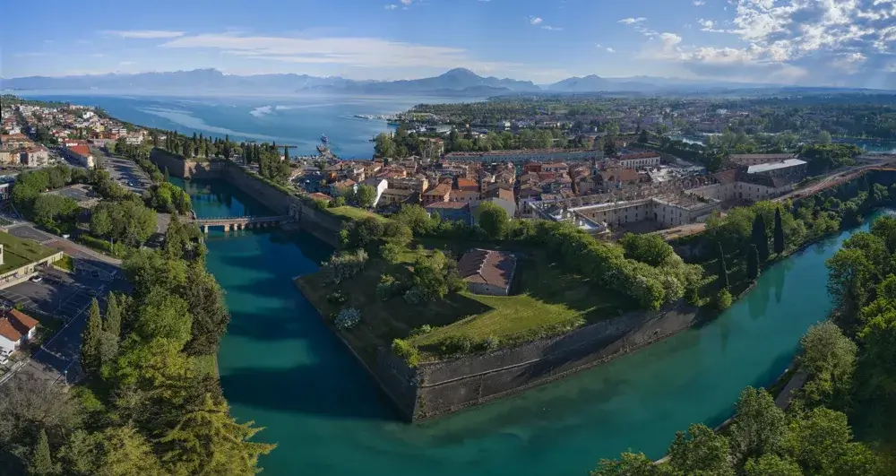 Peschiera del Garda ved Gardasøen